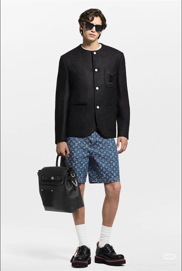 2026122114857221 270